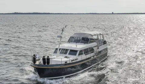 SISTERSHIP picture of pre owned Linssen Grand Sturdy 45.0 AC ref 3417