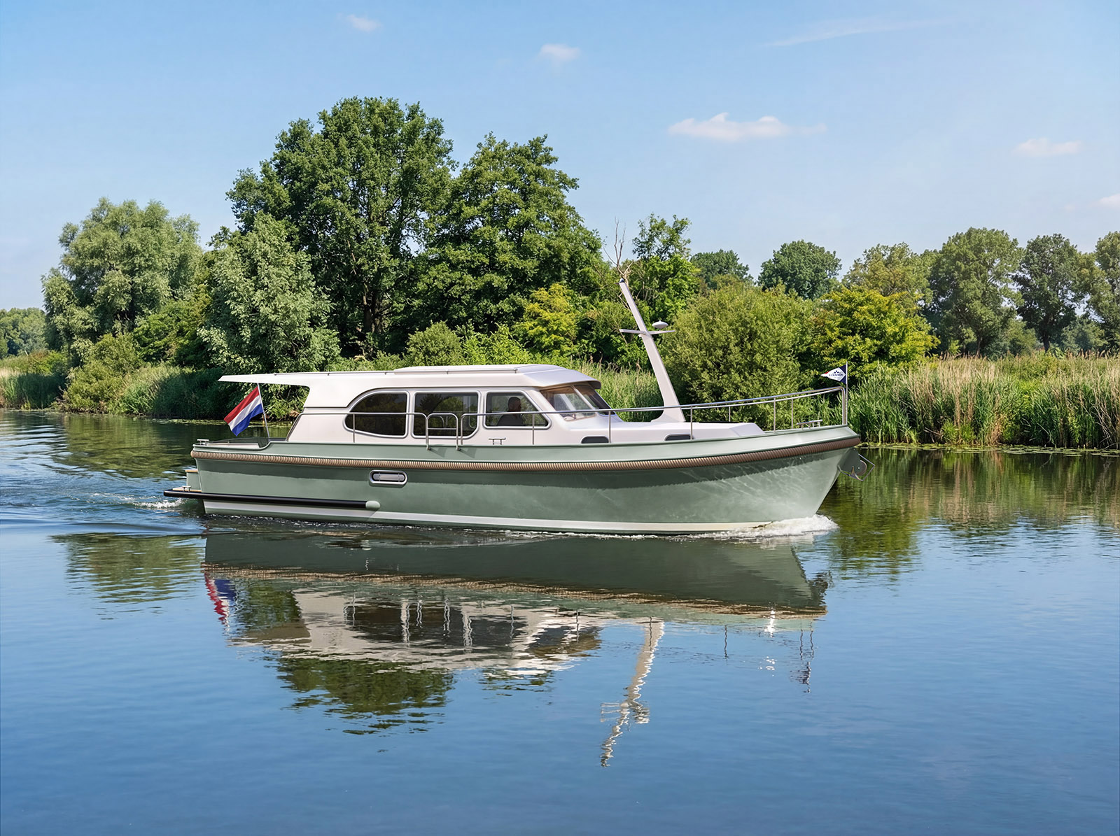 The new Linssen Grand Sturdy 35.1 AC in Mystic Green