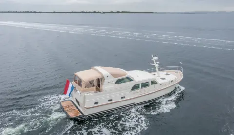 pre owned Linssen Grand Sturdy 500 AC Variotop