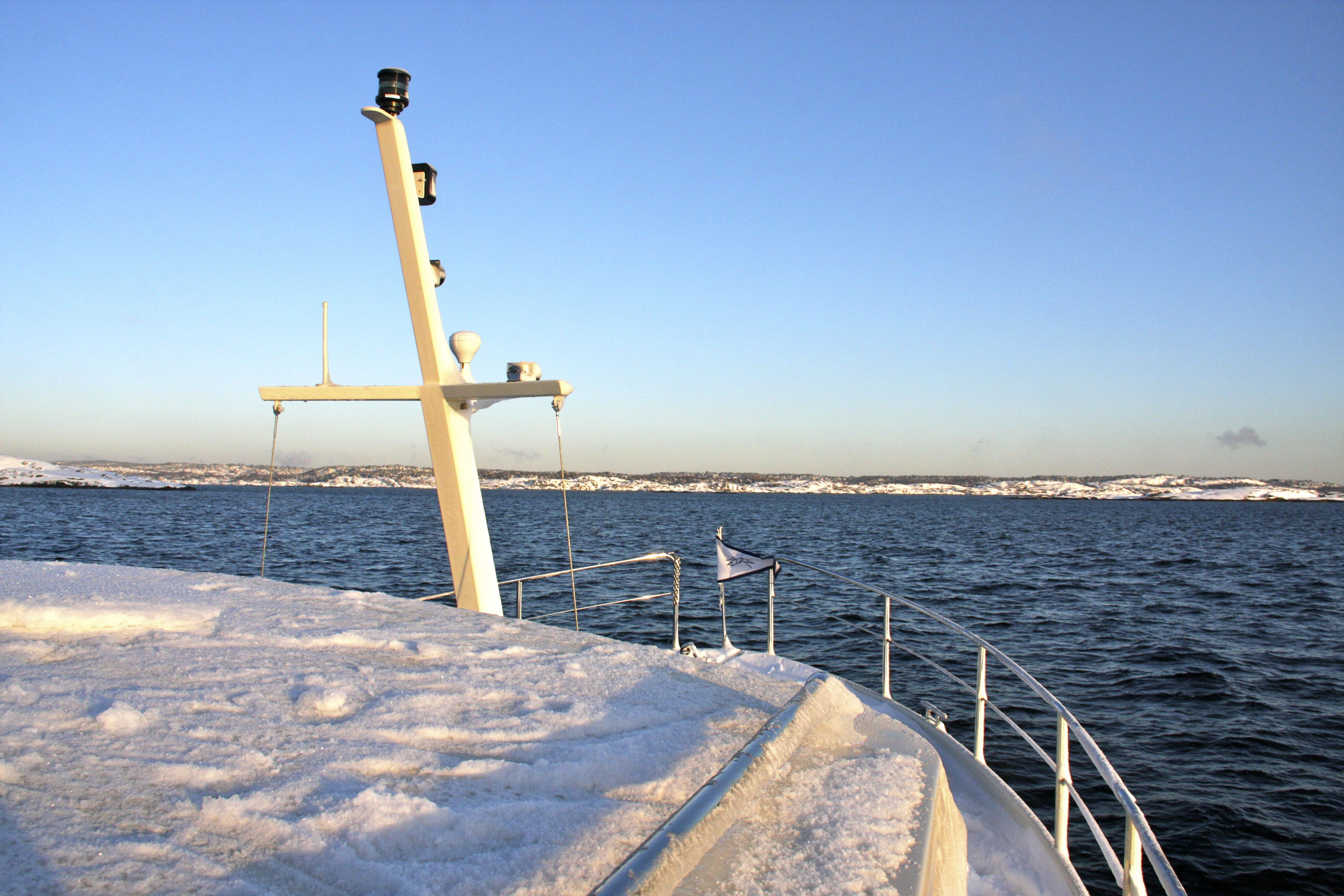 Linssen yacht in the winter